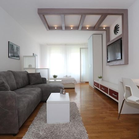 New Belgrade Apartment Belville, Parking 5 Evra Dan Belgrado Exterior foto