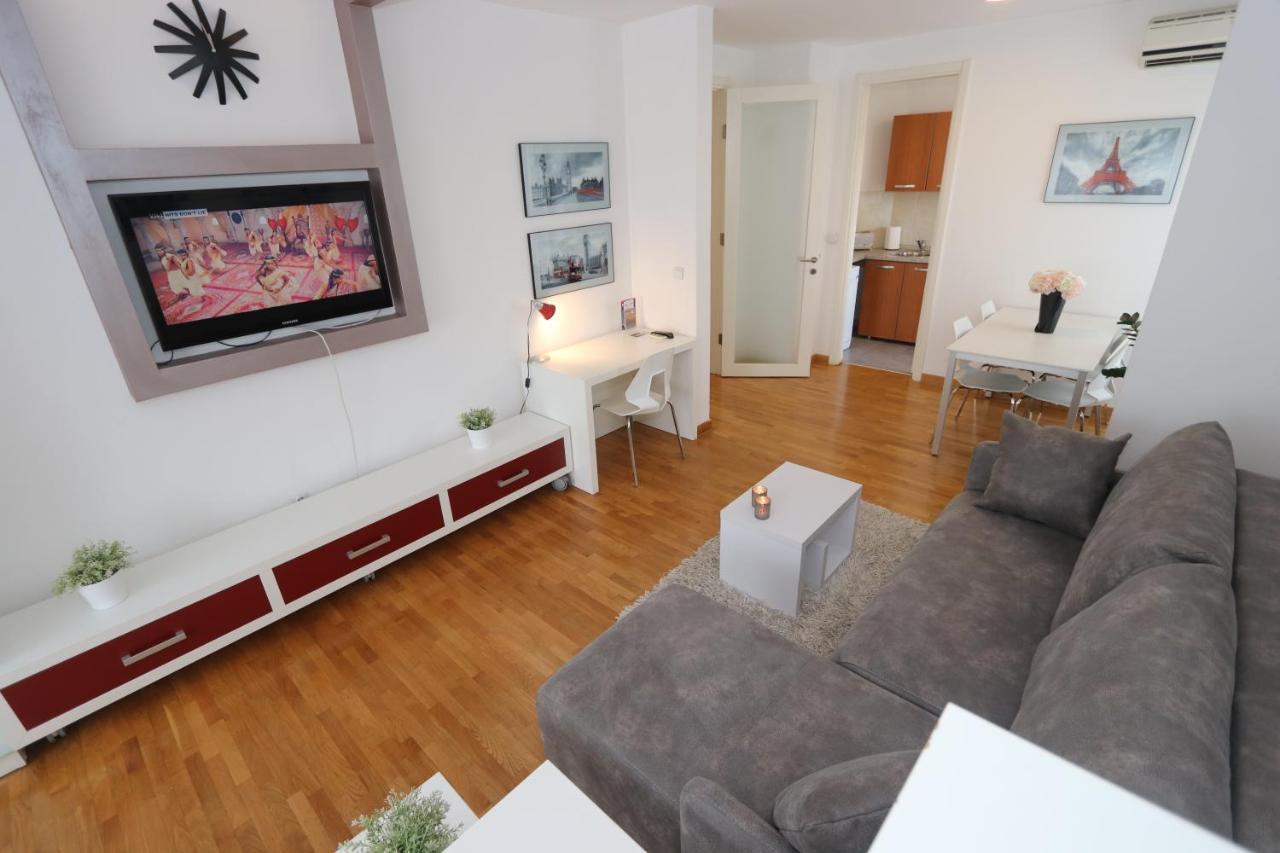 New Belgrade Apartment Belville, Parking 5 Evra Dan Belgrado Exterior foto